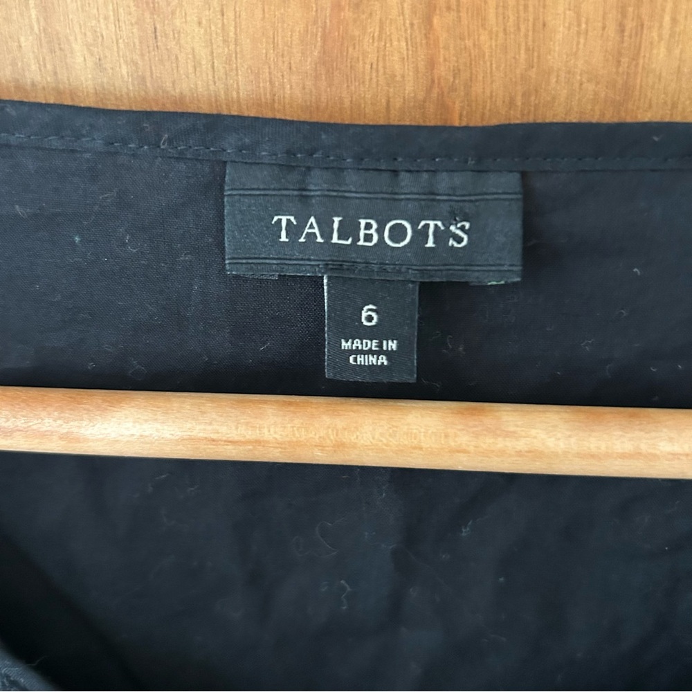 Talbots Cotton Eyelet Sleeveless Shell Tank. Size 6. - Picture 2 of 9